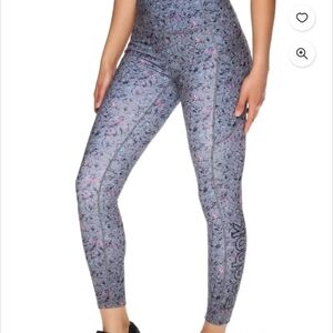 Reebok Women's Blue Patterned Leggings